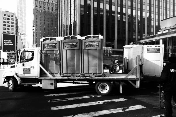 Best Sanitation services for porta potties  in Le Center, MN